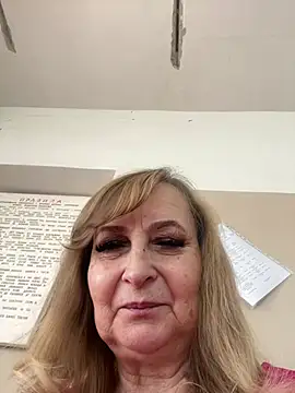 Irina2909xh online show from 05-22-26, 10:21
