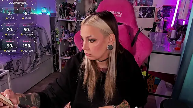 ChloeKohaku online show from 09-23-25, 06:38