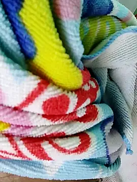 QueenSoreal online show from 09-25-25, 06:00