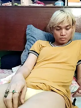 QueenSoreal online show from 07-16-26, 06:08