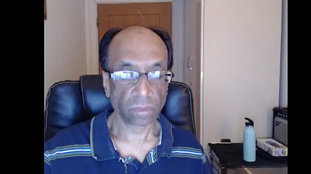 Snapshot of rauncher1 chatting on 04-26-26, 07:55 rauncher1 online show from 04-26-26, 07:55