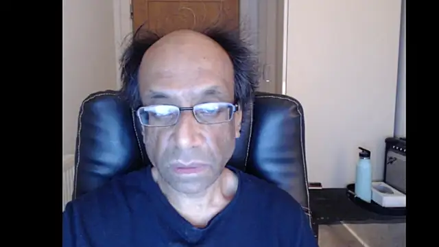 Snapshot of rauncher1 chatting on 05-29-26, 12:19 rauncher1 online show from 05-29-26, 12:19