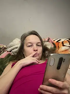 Snapshot of Susanel chatting on 01-09-26, 01:47 Susanel online show from 01-09-26, 01:47