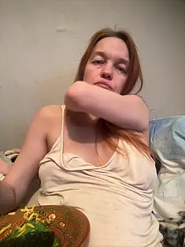 Snapshot of Susanel chatting on 02-16-26, 01:07 Susanel online show from 02-16-26, 01:07