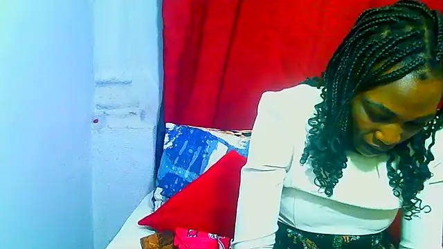 Snapshot of freaky_naughty chatting on 05-25-26, 02:45 freaky naughty online show from 05-25-26, 02:45