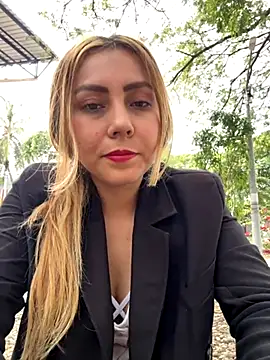 Snapshot of Brittanyrosexx chatting on 10-02-25, 01:18 Brittanyrosexx online show from 10-02-25, 01:18