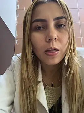 Snapshot of Brittanyrosexx chatting on 03-04-26, 08:37 Brittanyrosexx online show from 03-04-26, 08:37