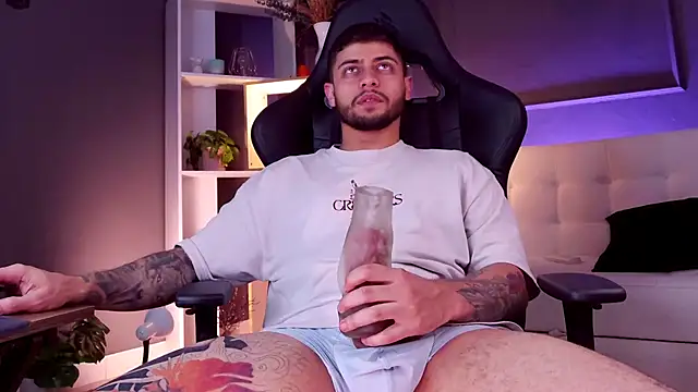 alessandro duty online show from 10-25-25, 03:25