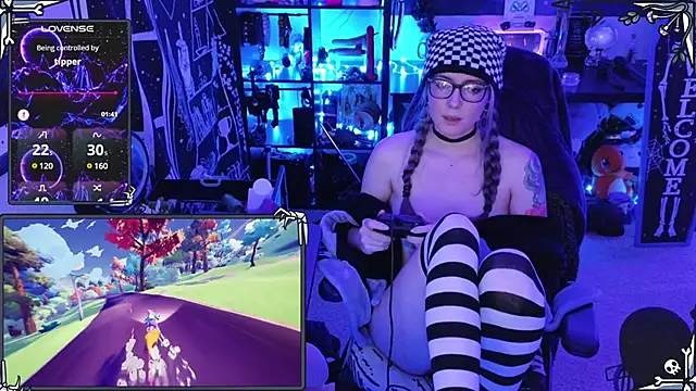 AnneSao online show from 12-12-24, 03:43