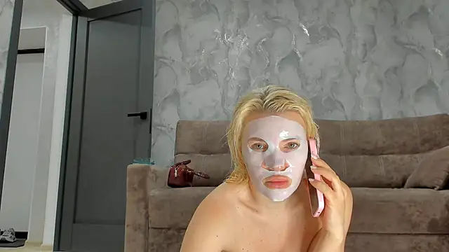 Snapshot of succubus chatting on 06-20-26, 07:11 succubus online show from 06-20-26, 07:11