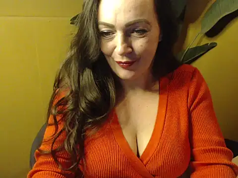 Snapshot of cloe85nl chatting on 12-28-24, 03:04 cloe85nl online show from 12-28-24, 03:04