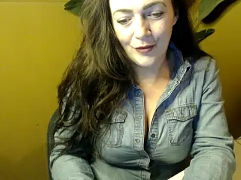 Snapshot of cloe85nl chatting on 01-28-25, 08:04 cloe85nl online show from 01-28-25, 08:04