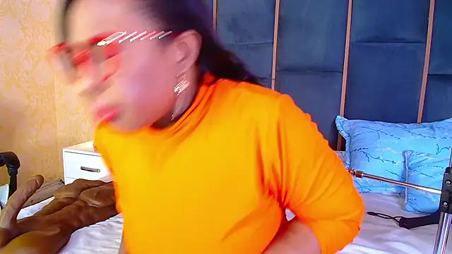 CaseyMoon online show from 11-29-25, 12:41