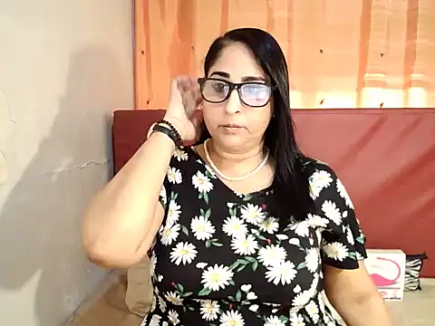 Snapshot of Indiankushy chatting on 02-03-26, 04:23 Indiankushy online show from 02-03-26, 04:23