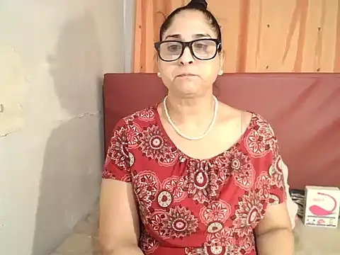 Snapshot of Indiankushy chatting on 02-17-26, 04:46 Indiankushy online show from 02-17-26, 04:46
