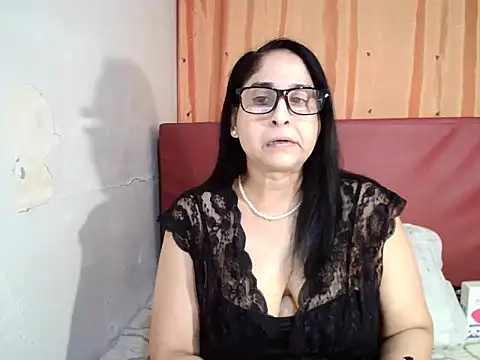 Snapshot of Indiankushy chatting on 03-18-26, 04:32 Indiankushy online show from 03-18-26, 04:32