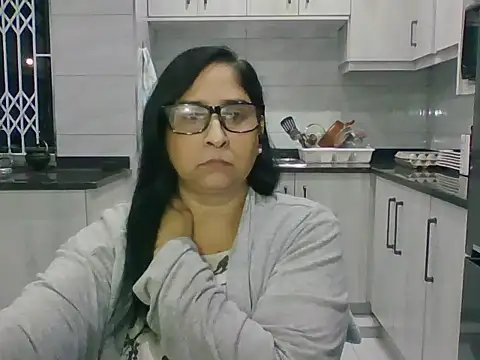Snapshot of Indiankushy chatting on 07-02-26, 06:03 Indiankushy online show from 07-02-26, 06:03