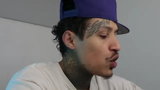 trieone online show from 12-18-24, 06:46