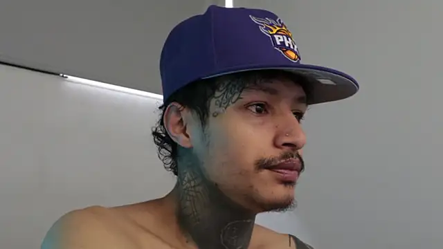 trieone online show from 02-28-25, 05:26