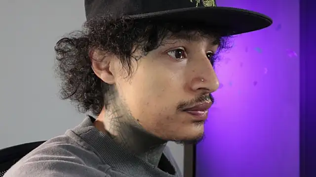 trieone online show from 04-15-26, 04:14