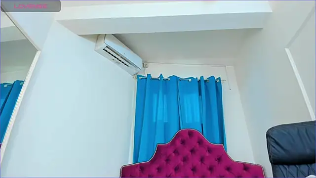ninnadee online show from 06-26-26, 03:33