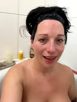 Viola Beck online show from 01-05-26, 05:38