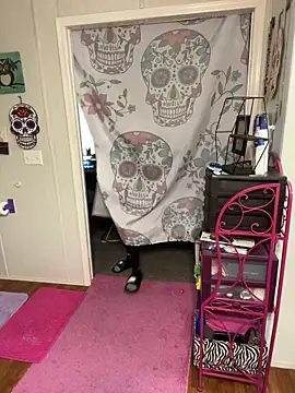 lolabunny9 online show from 12-10-24, 05:00