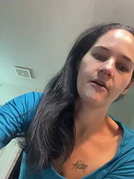 lolabunny9 online show from 01-15-25, 02:56