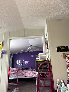 lolabunny9 online show from 02-05-25, 03:31