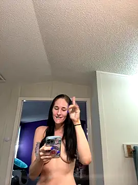 lolabunny9 online show from 09-17-25, 01:13