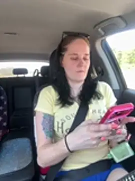 lolabunny9 online show from 04-17-26, 05:05