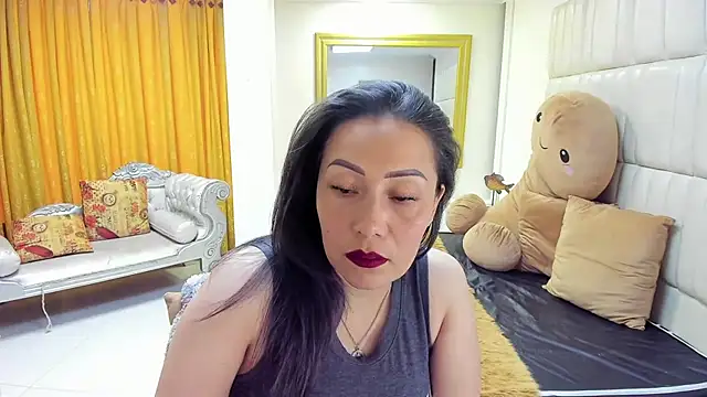 Snapshot of gaby_trent chatting on 03-03-25, 04:56 gaby trent online show from 03-03-25, 04:56