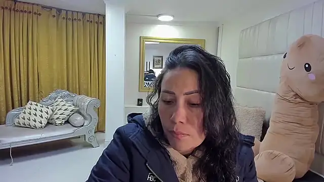 Snapshot of gaby_trent chatting on 12-03-25, 10:24 gaby trent online show from 12-03-25, 10:24