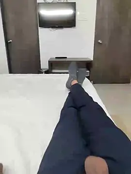 Snapshot of GUJJU_GUJARATI chatting on 02-22-25, 09:45 GUJJU GUJARATI online show from 02-22-25, 09:45