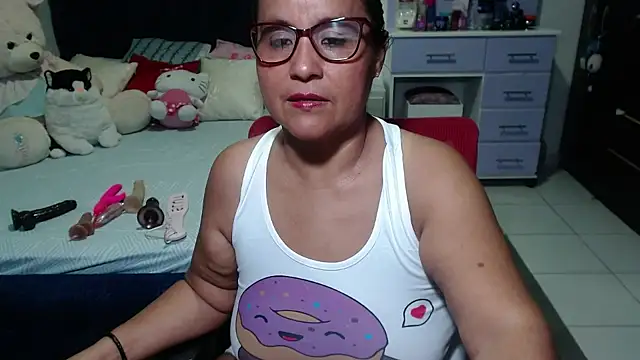 pervert mommy  online show from 11-14-25, 10:58