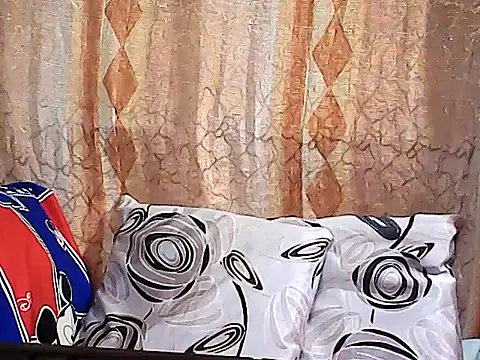 hotwetgran online show from 11-21-25, 11:47