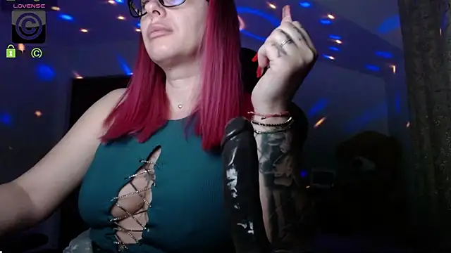 SonyaDevon online show from 04-14-26, 03:01