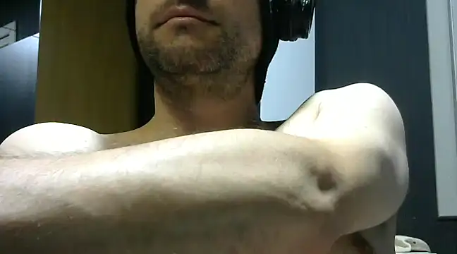 gauchors20 online show from 12-21-24, 10:06