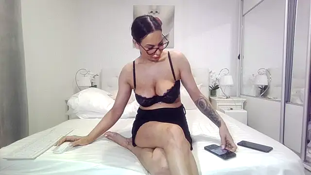 Snapshot of alisonya1 chatting on 02-19-26, 05:36 alisonya1 online show from 02-19-26, 05:36