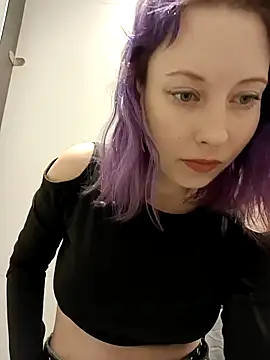 Frost foxy online show from 12-14-24, 08:34