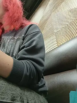 Frost foxy online show from 11-23-25, 02:55