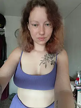 Snapshot of Frost_foxy chatting on 07-15-26, 03:45 Frost foxy online show from 07-15-26, 03:45