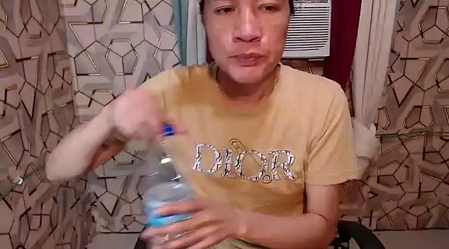 tshugecumxxx online show from 01-01-25, 03:03