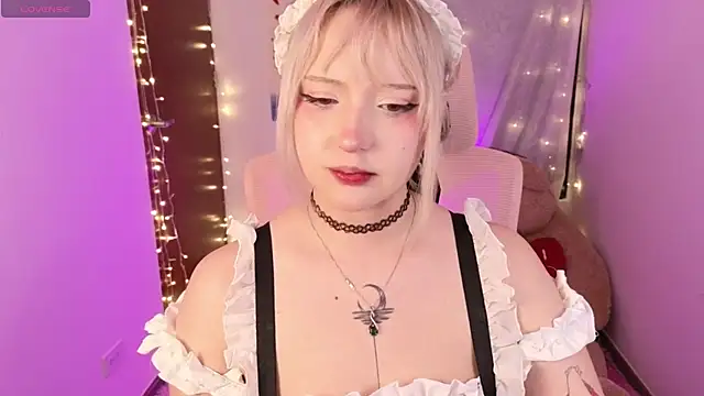 KuroChan420 online show from 01-09-26, 04:04