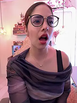 Zoe Bae online show from 02-01-26, 12:09