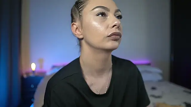 TiffanyPierce online show from 02-04-26, 09:09