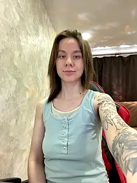 Mila Jon online show from 12-19-25, 07:37