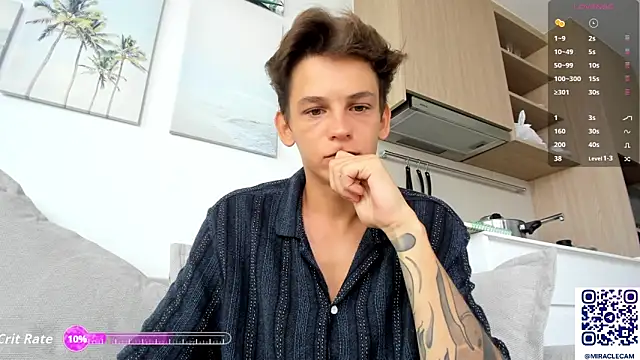 Snapshot of MiracleCam chatting on 10-14-25, 12:55 MiracleCam online show from 10-14-25, 12:55