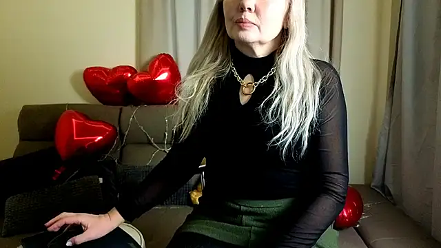 Abby Moore  online show from 02-12-26, 01:50