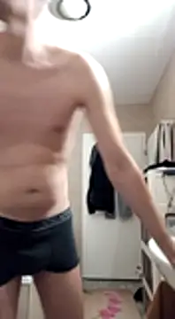 Snapshot of Geiler-boy313 chatting on 01-03-25, 07:39 Geiler-boy313 online show from 01-03-25, 07:39